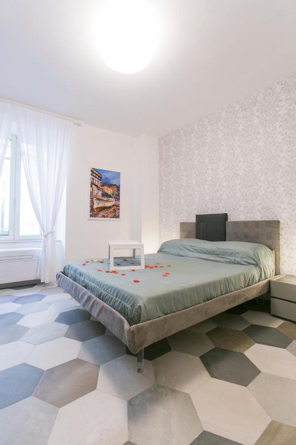 Anticaglia/24 Bed & Breakfast Naples Exterior photo